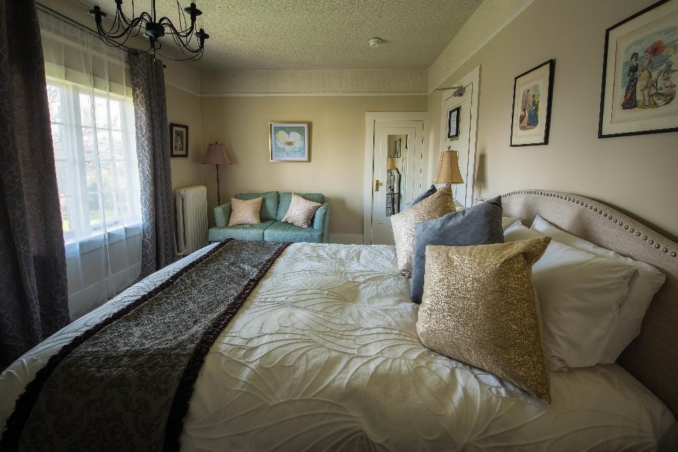 The Duchess Guestroom